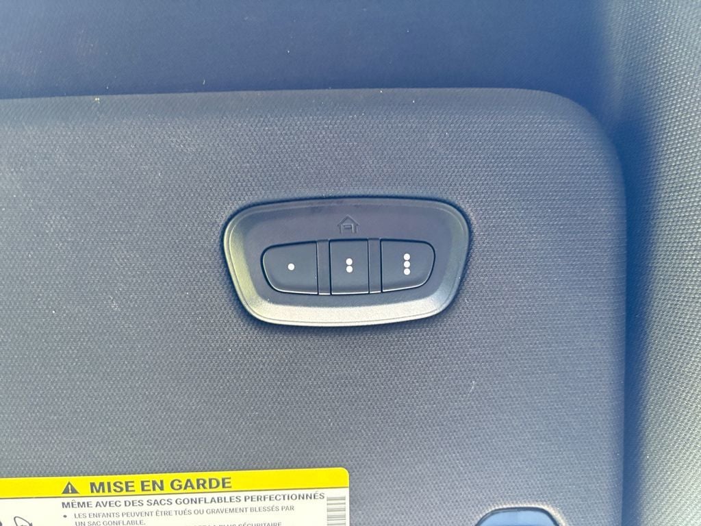2022 RAM 1500 Laramie Crew Cab 4x4 5'7' Box