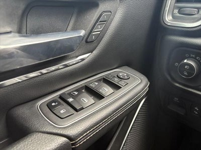 2022 RAM 1500 Laramie Crew Cab 4x4 5'7' Box