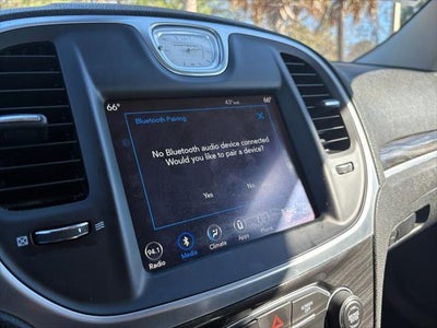 2019 Chrysler 300 Touring