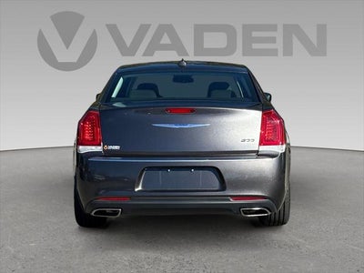 2019 Chrysler 300 Touring