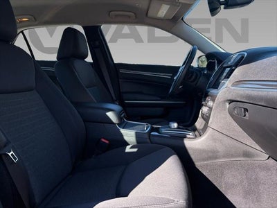 2019 Chrysler 300 Touring