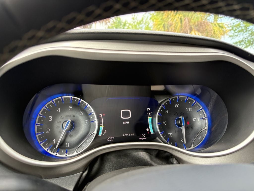 2023 Chrysler Pacifica Touring L