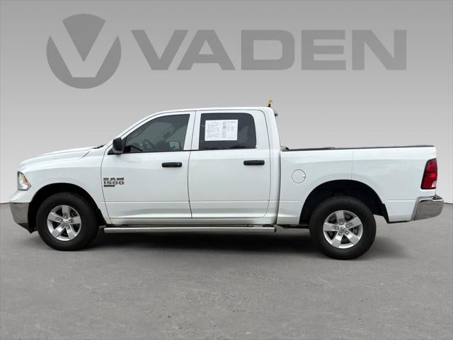 2022 RAM 1500 Classic Tradesman Crew Cab 4x4 5'7' Box