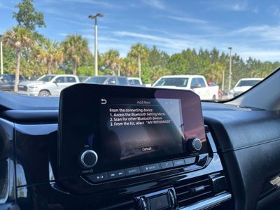 2023 Nissan Pathfinder SV FWD