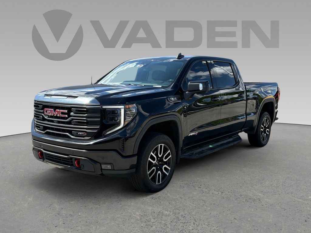 2023 GMC Sierra AT4