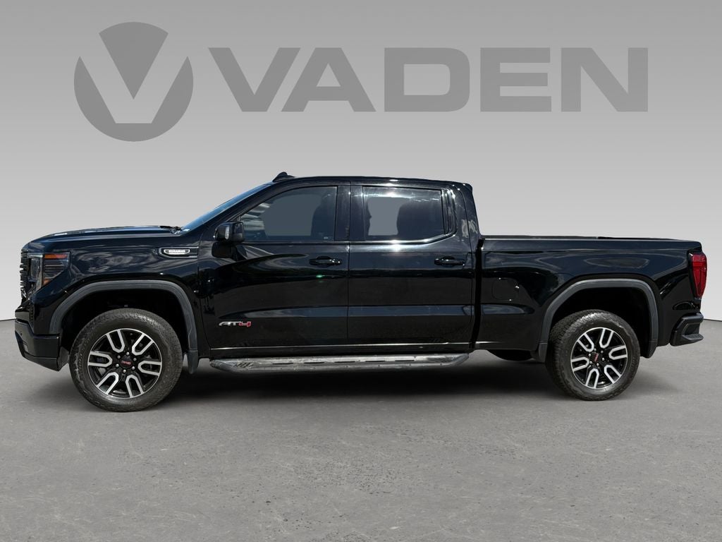 2023 GMC Sierra AT4