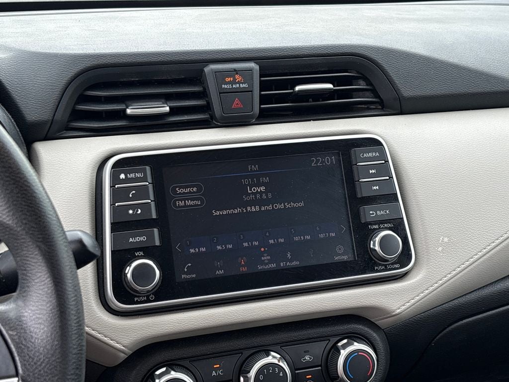 2021 Nissan Versa 1.6 SV