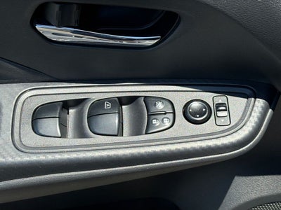 2023 Nissan Versa 1.6 SV