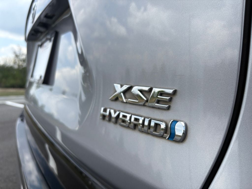 2020 Toyota RAV4 Hybrid XSE