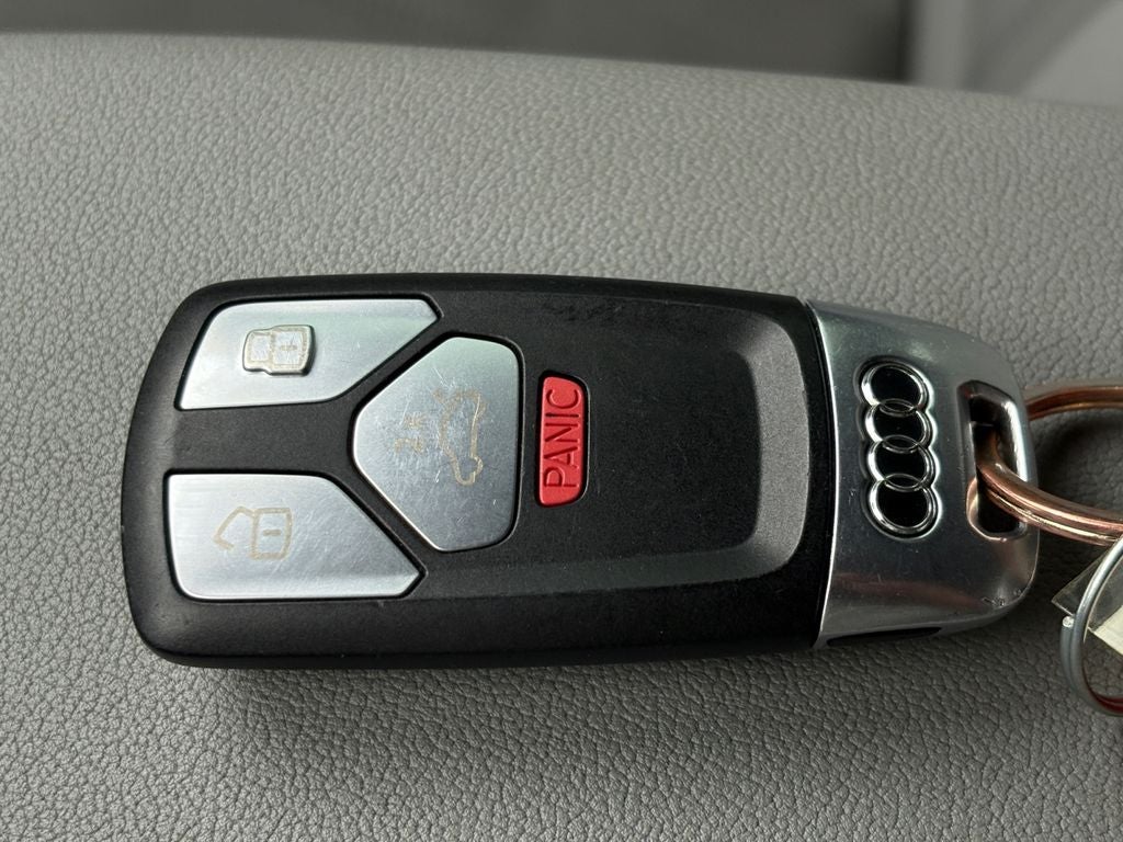 2022 Audi Q5 S line Premium Plus