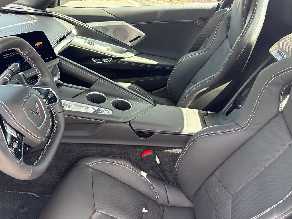 2027 Chevrolet Corvette Stingray 2LT