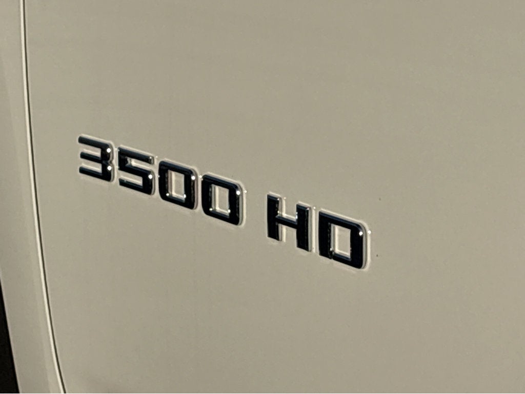 2025 Chevrolet Silverado 3500 HD WT DRW