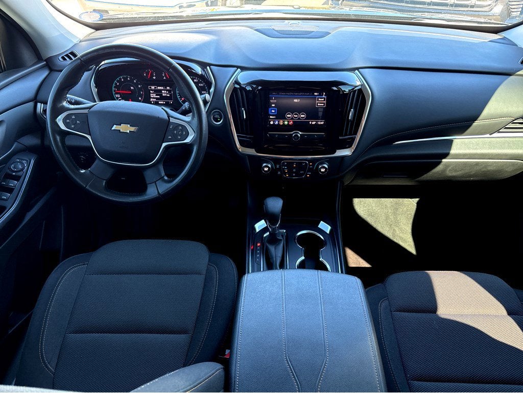 2021 Chevrolet Traverse LT Cloth