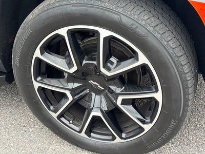 2023 Chevrolet Suburban RST