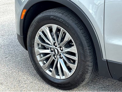 2025 Cadillac XT4 Premium Luxury