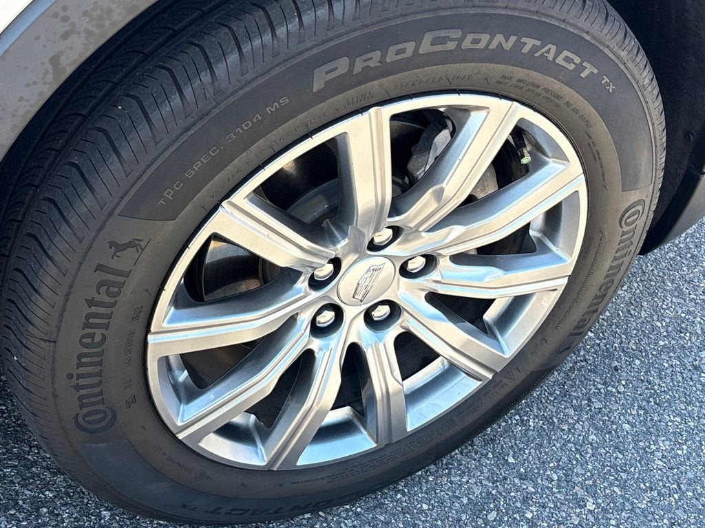 2023 Cadillac XT4 Premium Luxury
