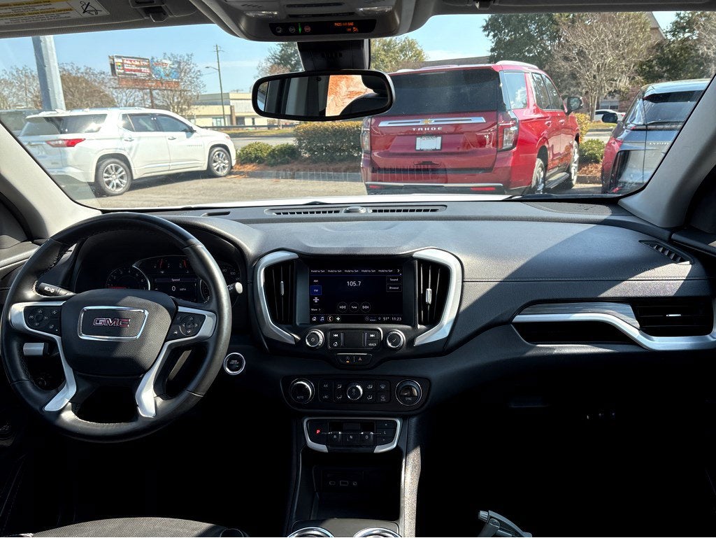 2023 GMC Terrain SLT