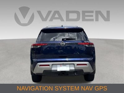 2022 Nissan Pathfinder SL