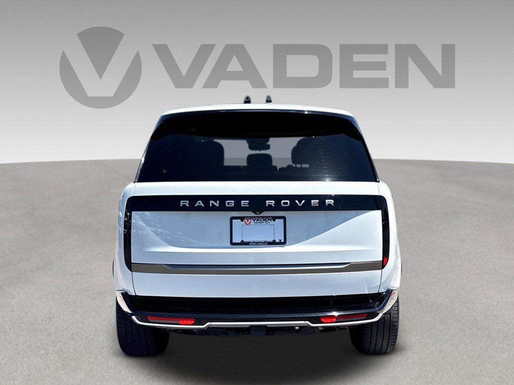 2025 Land Rover Range Rover SE