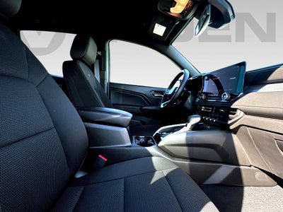 2025 Chevrolet Colorado WT/LT