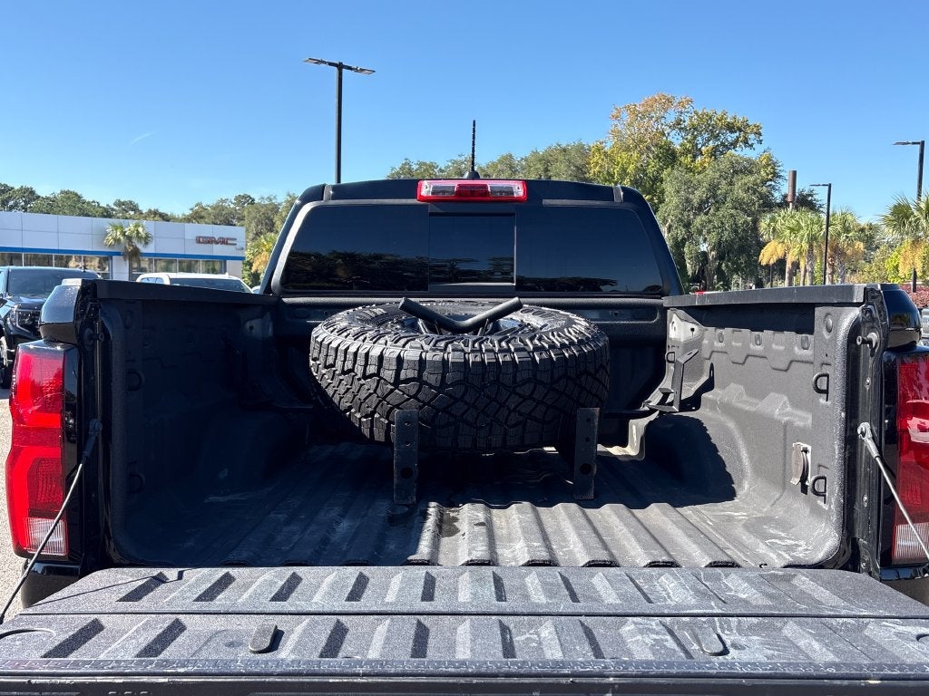 2024 Chevrolet Colorado Base