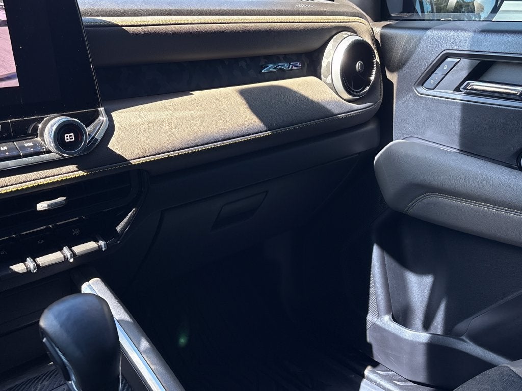 2024 Chevrolet Colorado Base
