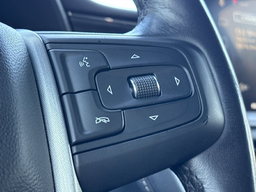 2023 GMC Yukon Base