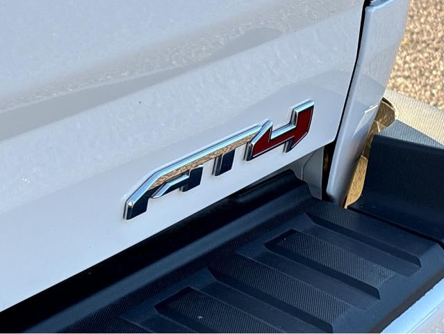 2022 GMC Canyon AT4 - Cloth