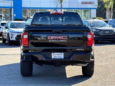 2023 GMC Canyon AT4