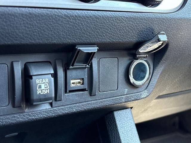 2022 Toyota Tacoma 2WD SR5