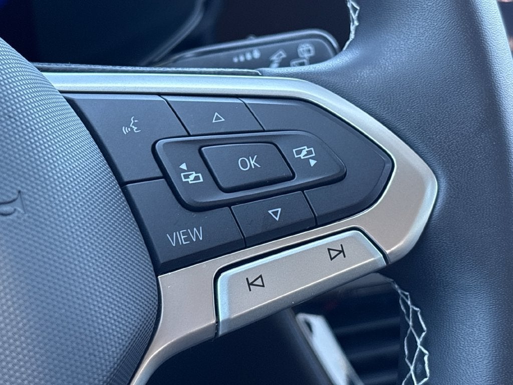 2022 Volkswagen Taos Base