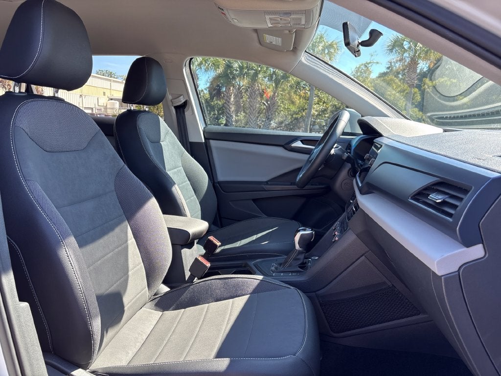 2022 Volkswagen Taos Base