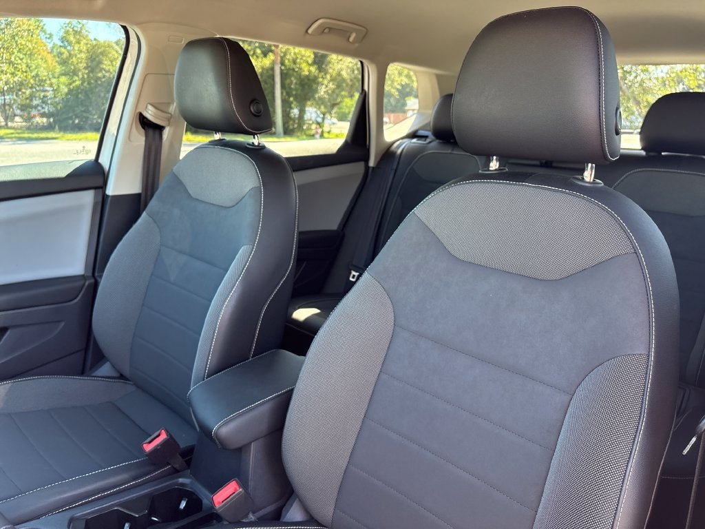 2022 Volkswagen Taos Base