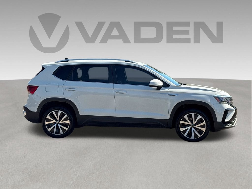 2022 Volkswagen Taos Base