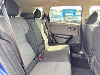 2023 Nissan Rogue Base