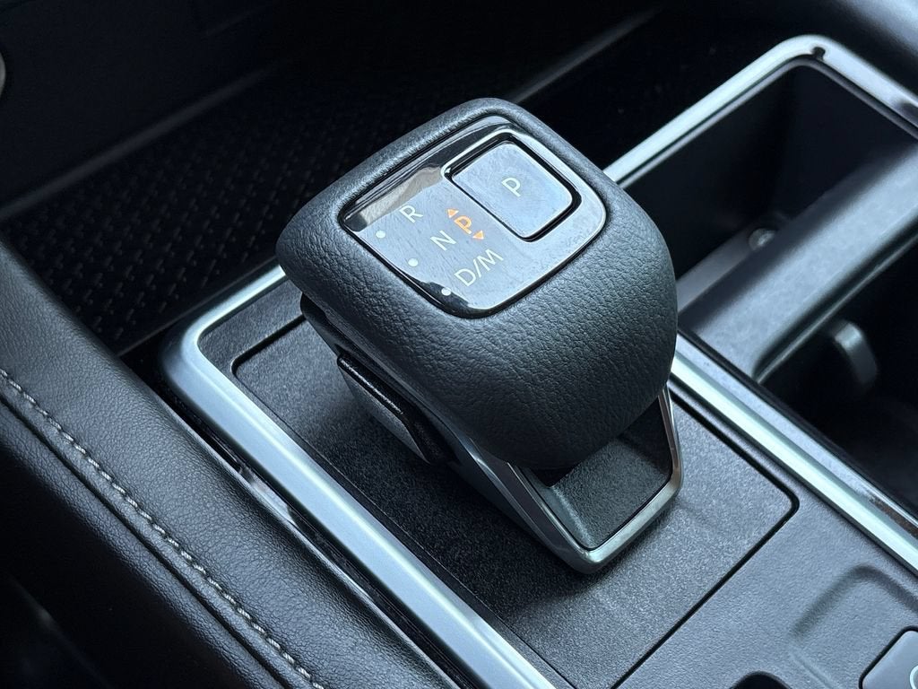 2022 Nissan Pathfinder Base