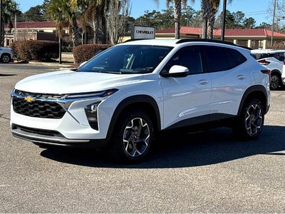 2025 Chevrolet Trax LT