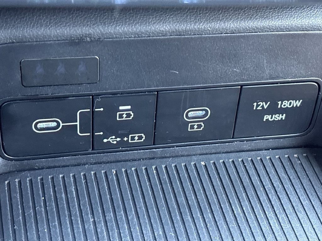 2024 Hyundai Kona Base