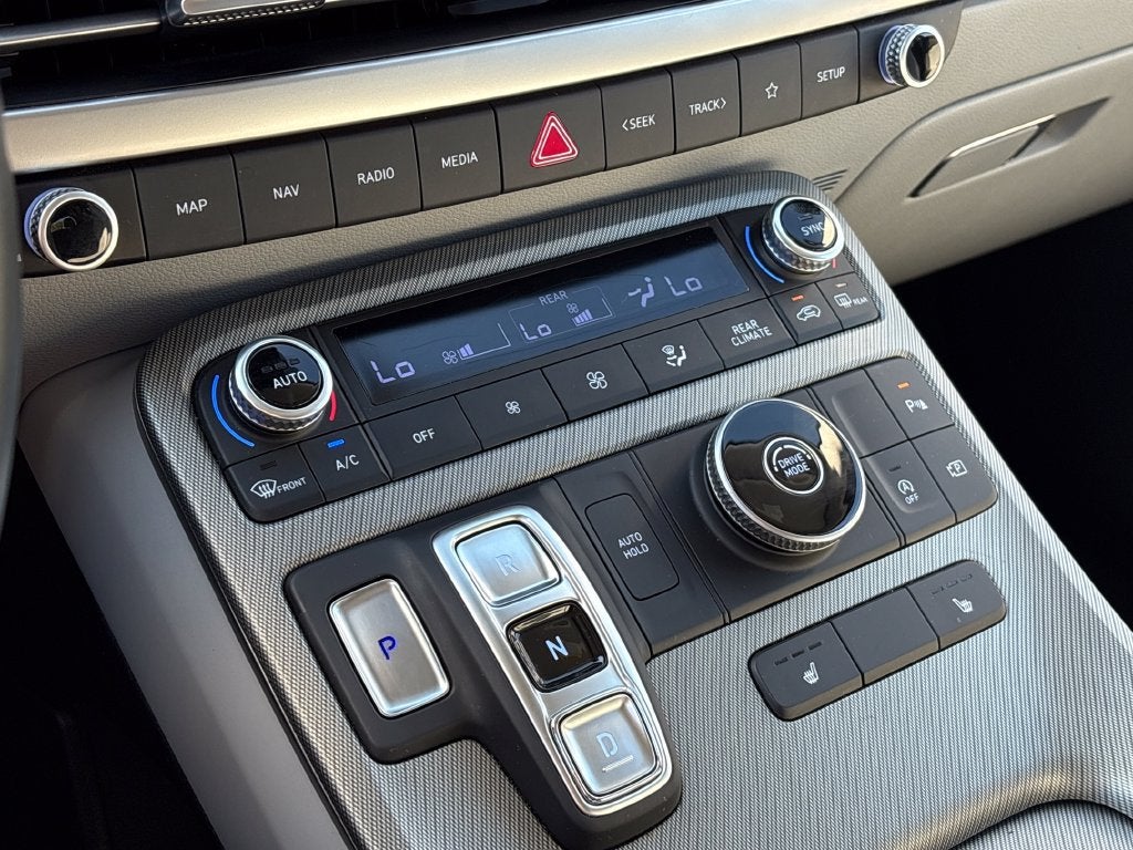2024 Hyundai Palisade Base