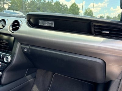 2015 Ford Mustang Base
