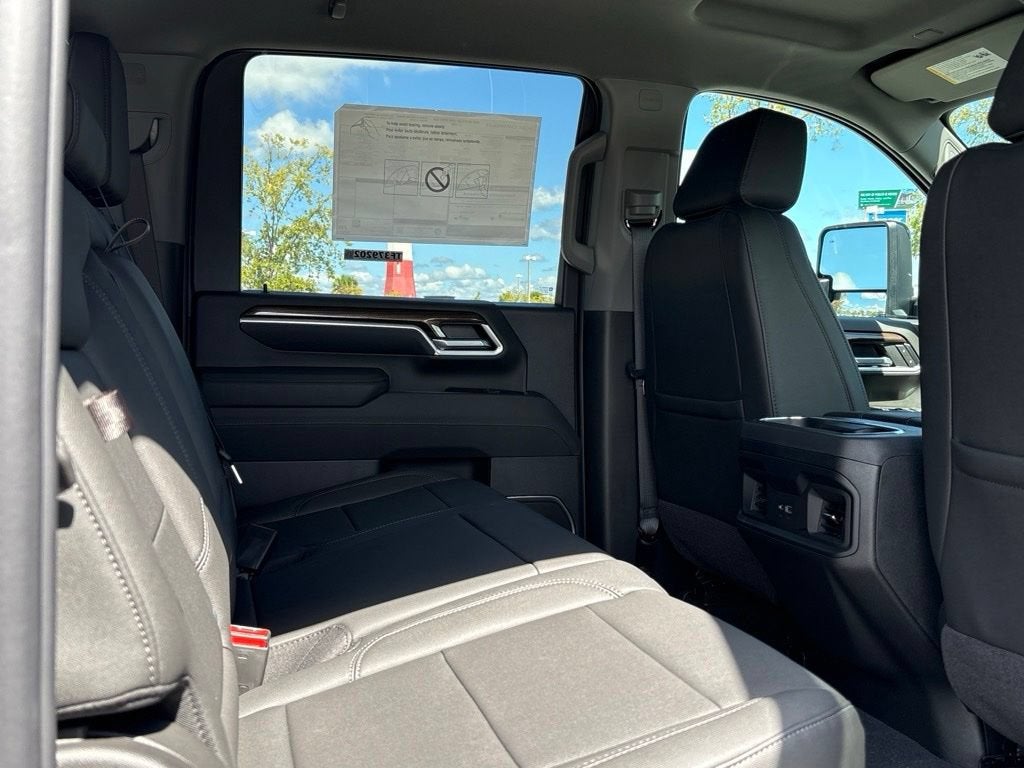 2026 Chevrolet Silverado 2500 HD LT - Photo 9