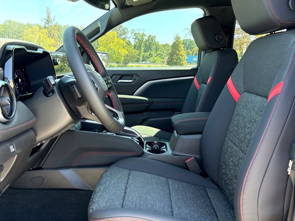 2026 Chevrolet Colorado Z71 - Photo 35