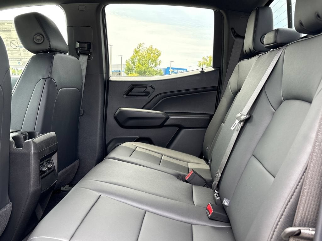2026 Chevrolet Colorado Trail Boss - Photo 14