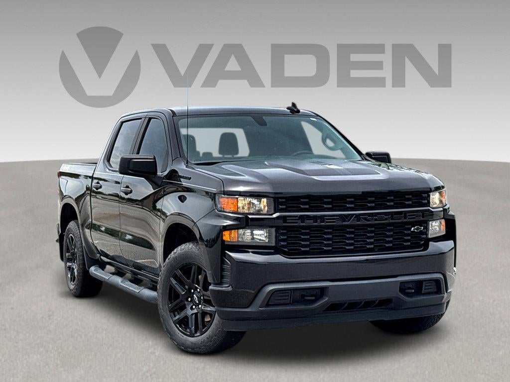 2022 Chevrolet Silverado 1500 Custom 4X4 Crew Cab Short Box's photo
