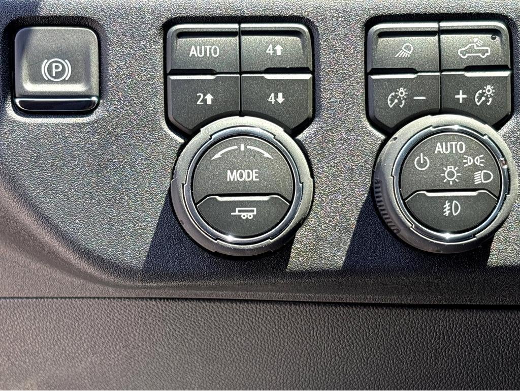 2026 Chevrolet Silverado 1500 LTZ - Photo 10