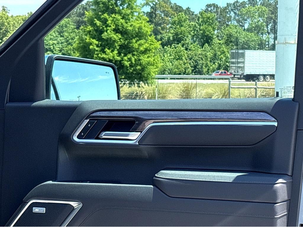 2026 Chevrolet Silverado 1500 LTZ - Photo 17