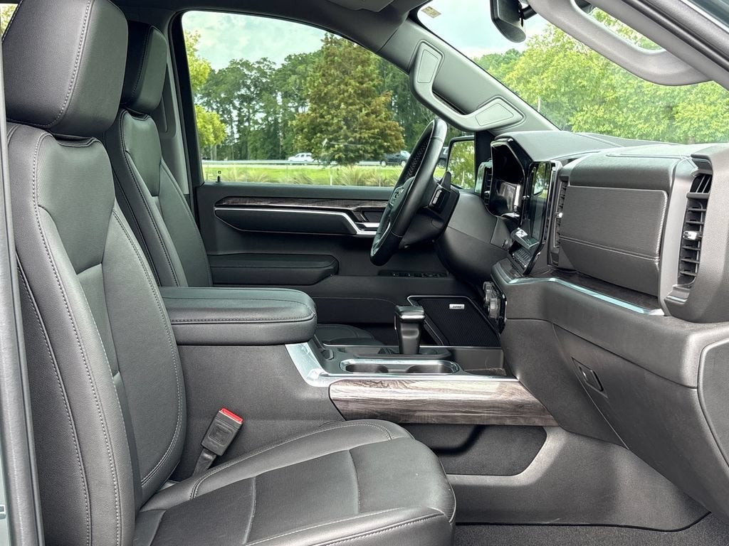 2025 Chevrolet Silverado 1500 Base