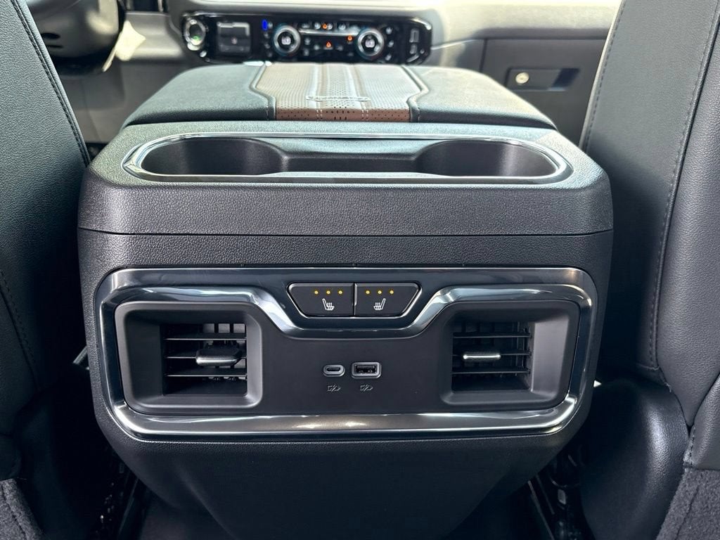 2026 Chevrolet Silverado 1500 High Country - Photo 20