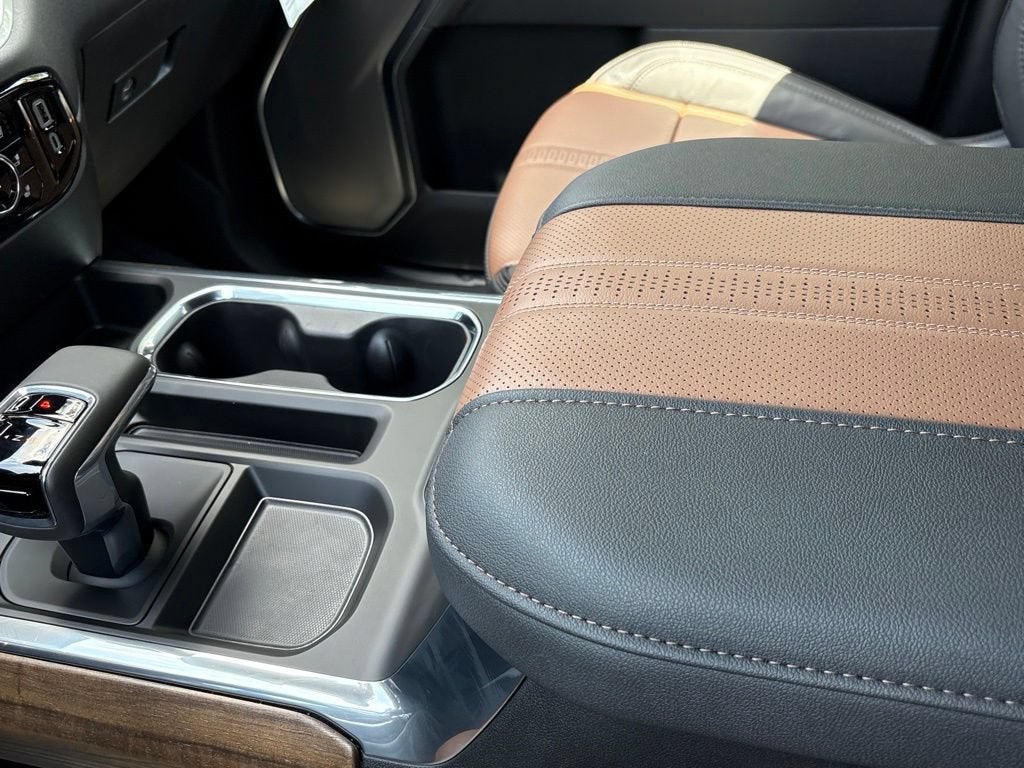 2026 Chevrolet Silverado 1500 High Country - Photo 31