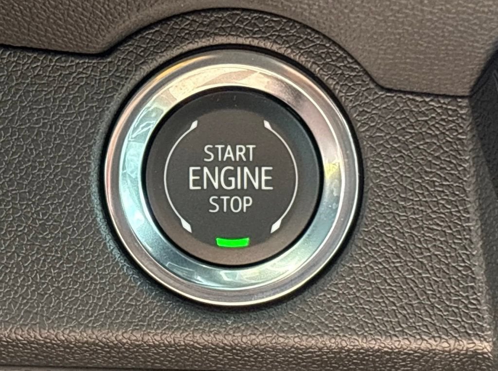 2027 Chevrolet Traverse Base